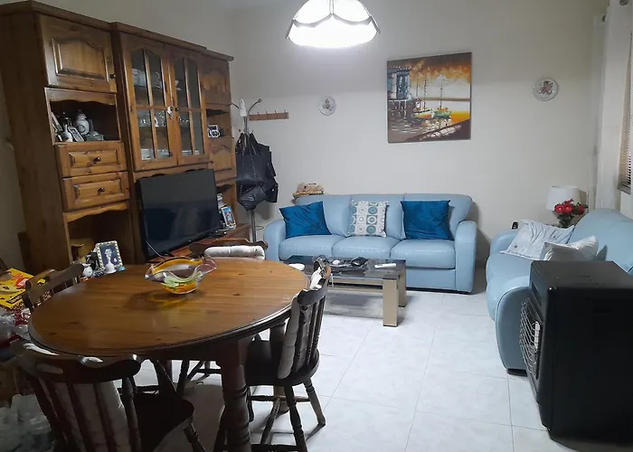 Gazde/Camere de închiriat Jene's